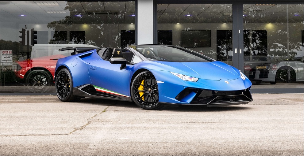 PERFORMANTE-SPIDER-BLUE_0033_003A4519-scaled new
